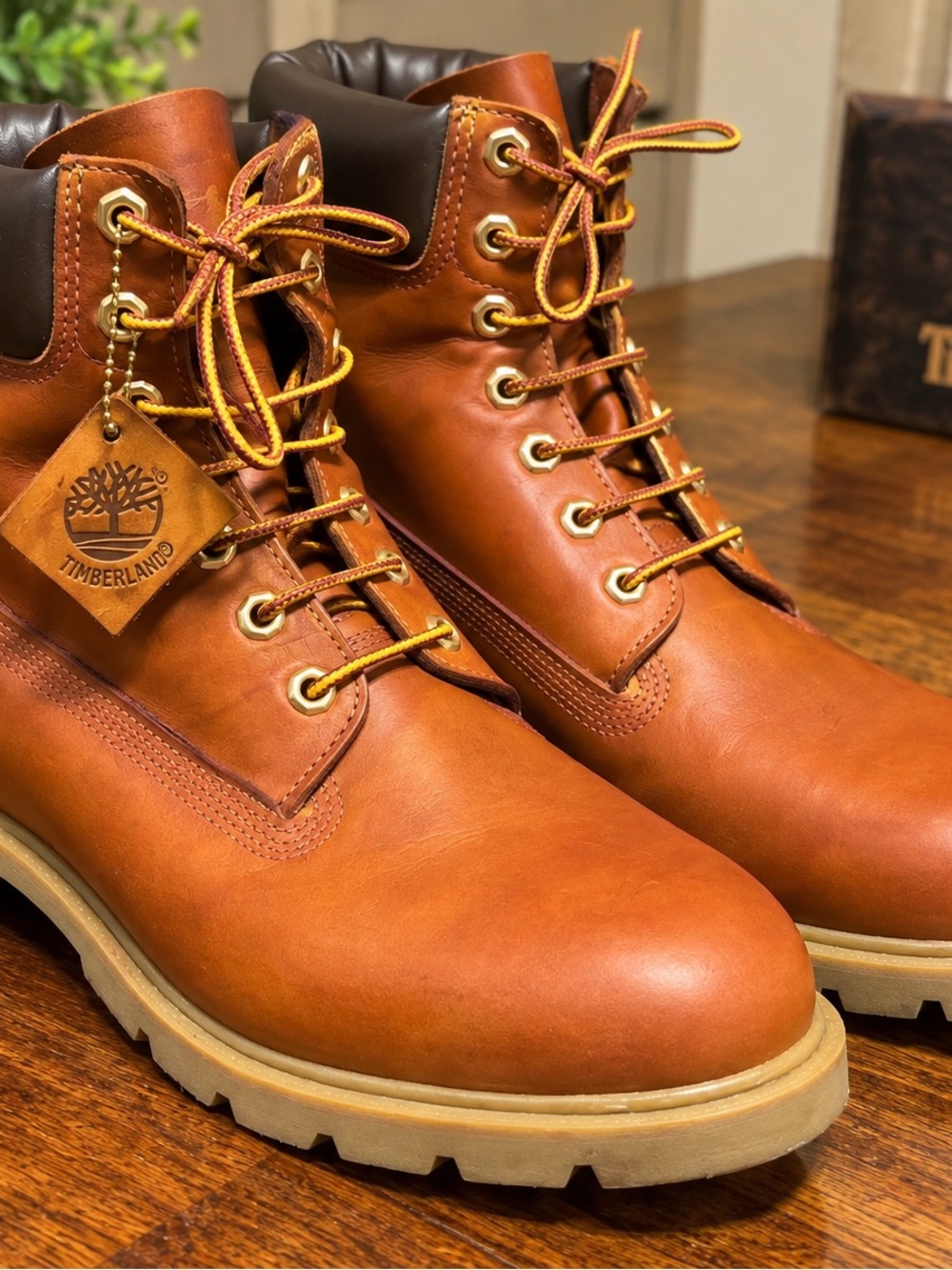 Timberland Men's Classic Waterproof Work Boots - Wheat Brown Size 12 New No Box